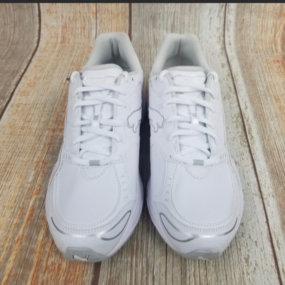 Puma Axis SL Size 7 Sneakers - Picture 3 of 8